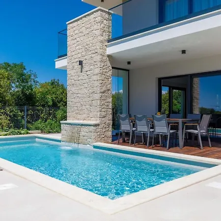 Irena With Pool Villa Savudrija
